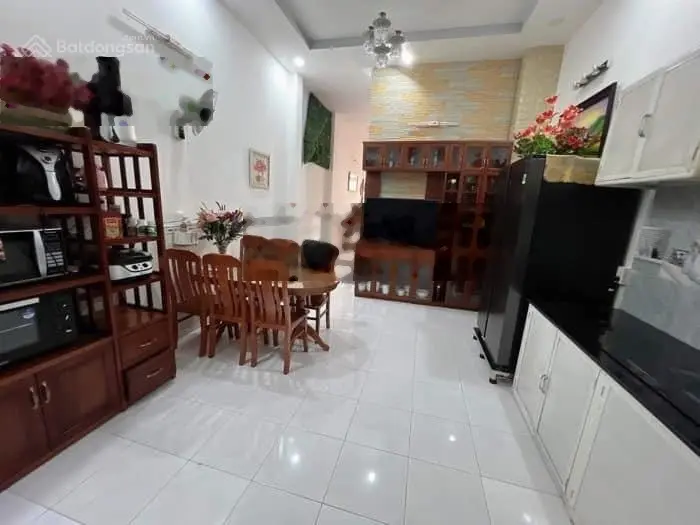 Định cư nước ngoài cần bán gấp căn đẹp Nguyễn Sỹ Sách,P15 Tân Bình chỉ 4tỷ860/62m2.Sổ sang tên ngay