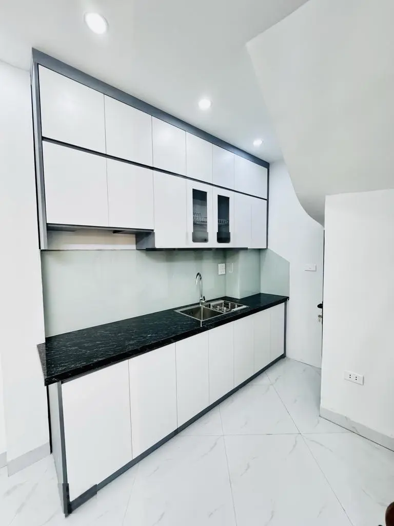 {rẻ nhất quận hai bà trưng}- bán nhà bạch đằng- ngõ thông- bãi gửi ô tô cạnh nhà- 30n- nhỉnh 4 tỷ