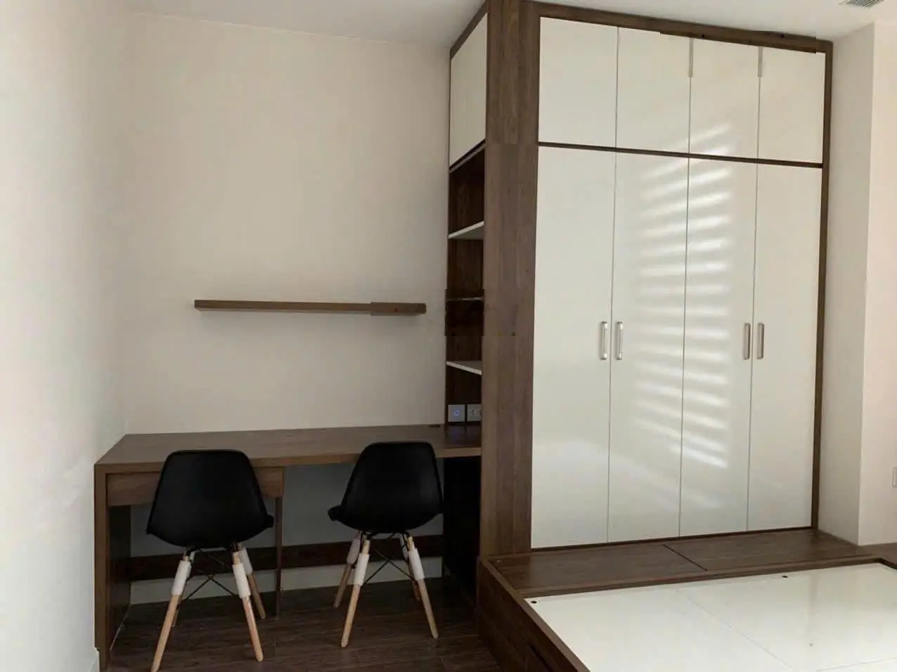 Bán căn hộ 2PN, 2WC, 73m2 Sunshine City Ciputra, full đồ, có sổ, giá hơn 5.x tỷ. LH 0966 286 ***