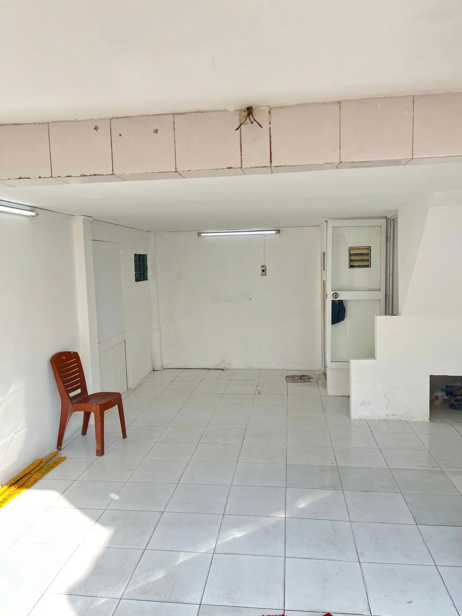 Nhà Mặt tiền Khu kinh doanh Chợ Phạm Thế Hiển, P4, Q8. Nhà 1trệt, 1lầu BTCT, Ngang 4,5m x Dài 6m.