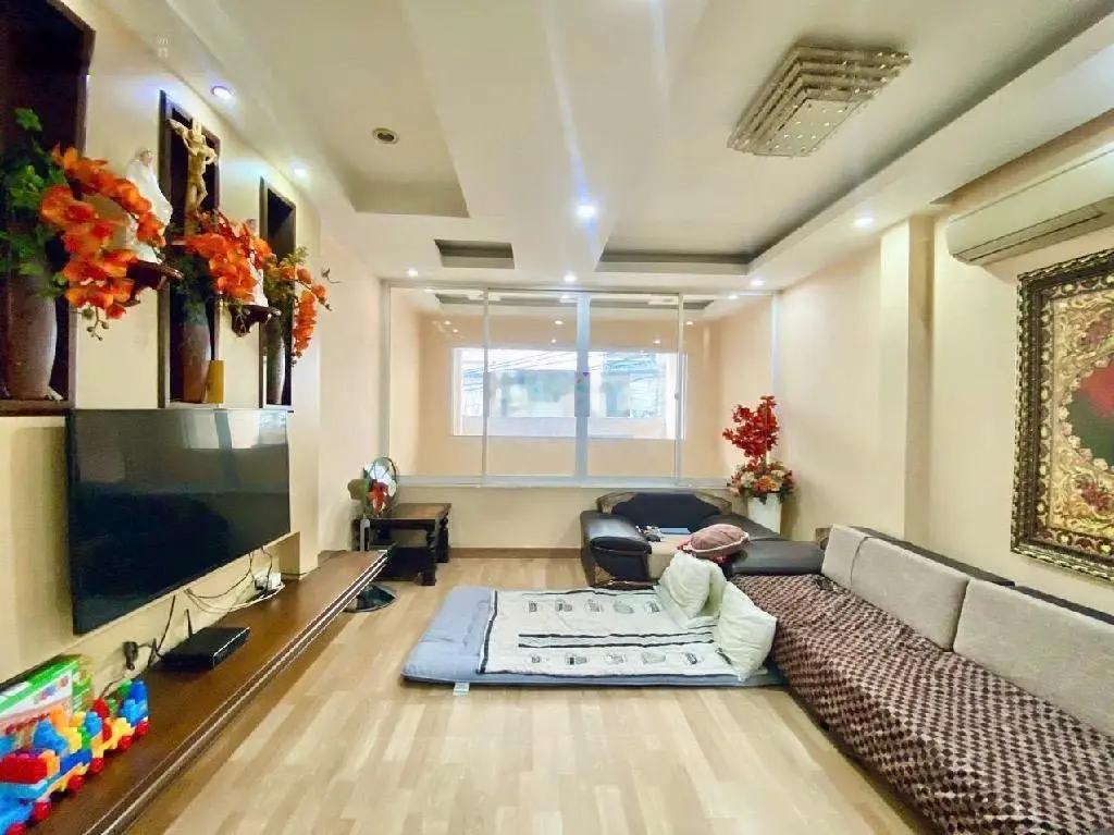 Giảm 500tr bán nhà đẹp 6 tầng, 80m2, gần mặt tiền Âu Dương Lân, cách 900m Aeon Mall Cao Lỗ. Quận 8