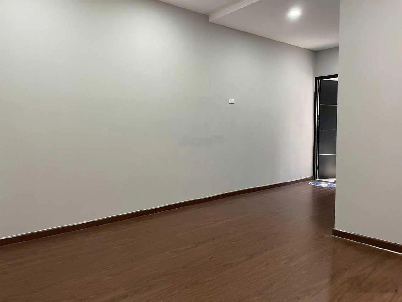 Bán nhà Phố Đông Village, DT 6x20m, trệt + 2 lầu, sổ hồng, nhà hoàn thiện mới đẹp, giá tốt