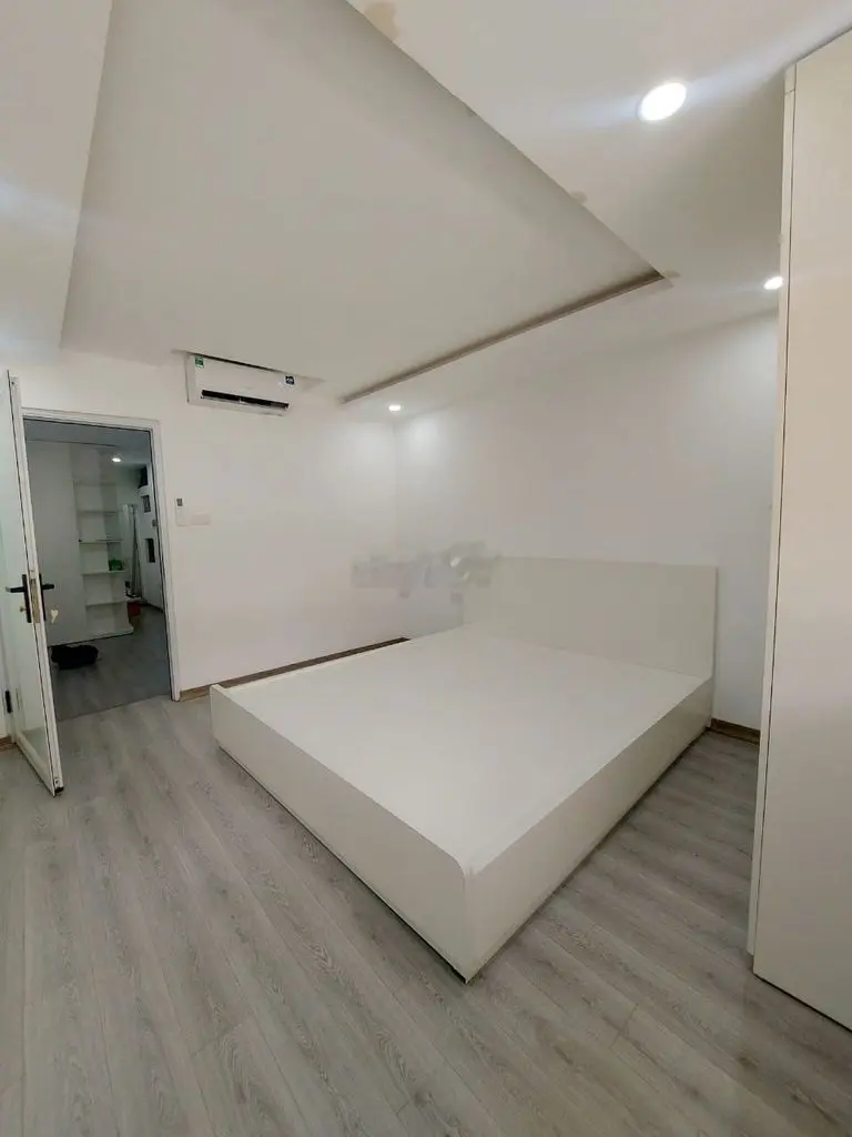 Bán Nhà Tập Thể Tầng 3 Hồ Tùng Mậu - Cầu Giấy 80m giá có 2.6 tỷ.