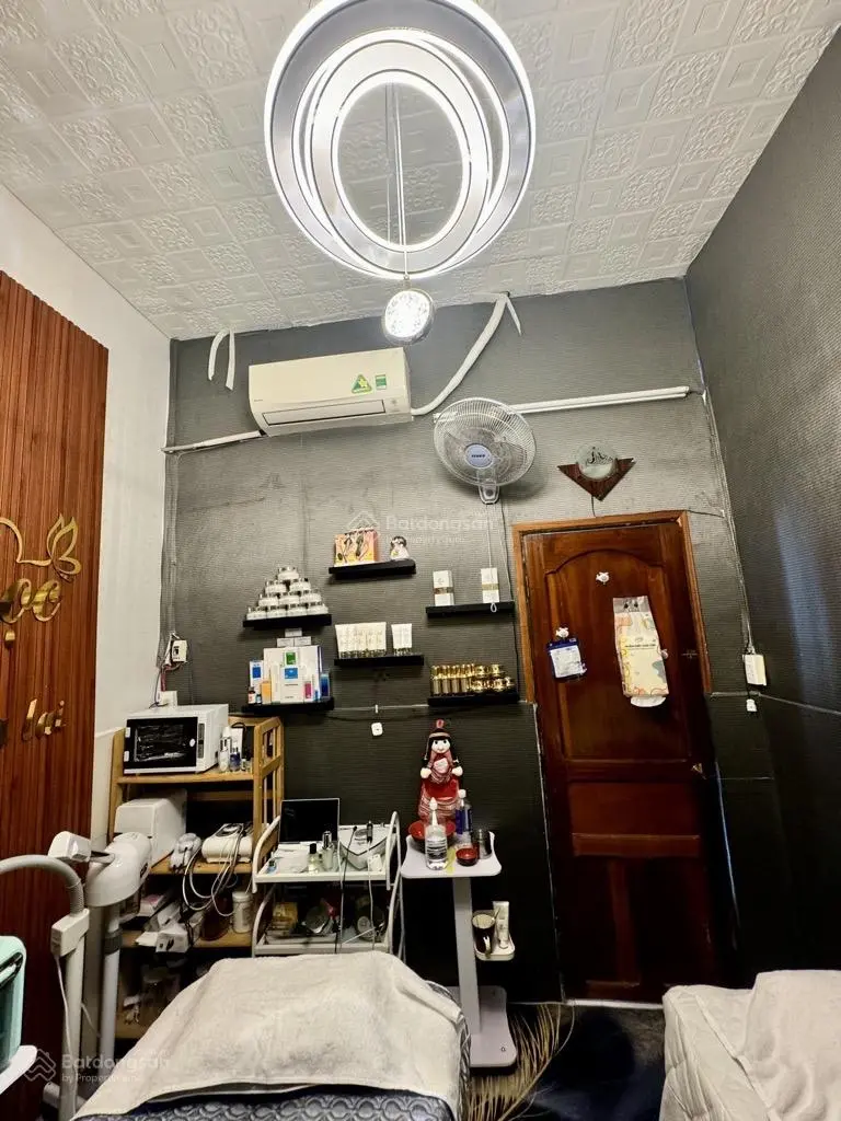 Bán gấp nhà cấp 4 sân vườn, đường Song Hành, Hóc Môn, Diện tích 191m2, Giá 4,850 tỷ