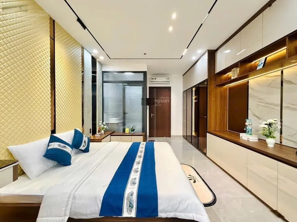 Cô 8! Cần Tiền Bán Gấp Nhà Đường Lý Chính Thắng,P.Võ Thị Sáu,Quận 3,Giá:4,57Tỷ/75,5m2/3 Lầu Sổ Sẵn