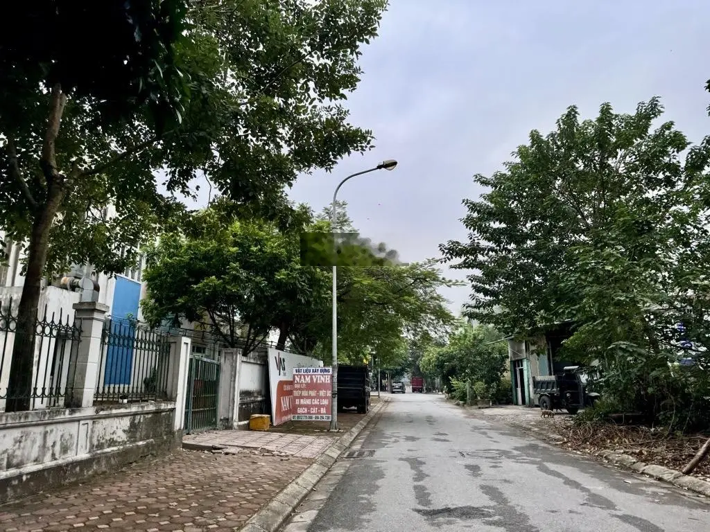 HIẾM-Đất phân lô 31ha Trâu Quỳ.Mặt tiền khủng,vỉa hè,xây biệt phủ,tiện ích,trung tâm,hồ và vườn hoa