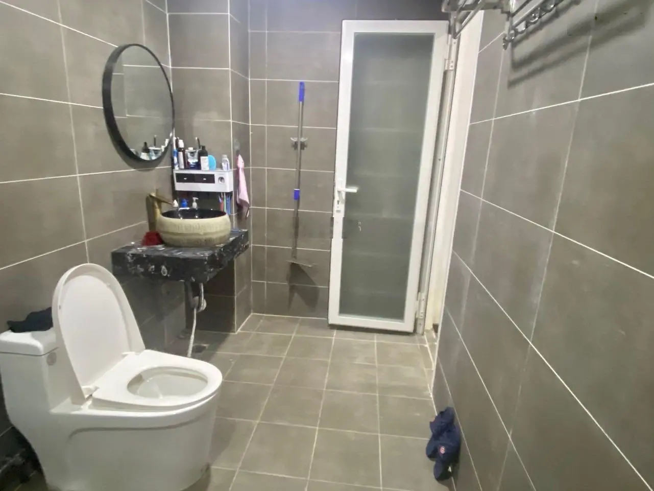 Bán CH Đồng Diều P4, Q8. DT 62m2, 2PN đầy đủ nội thất, căn góc giá bán 2,3 tỷ (sổ hồng lâu dài)