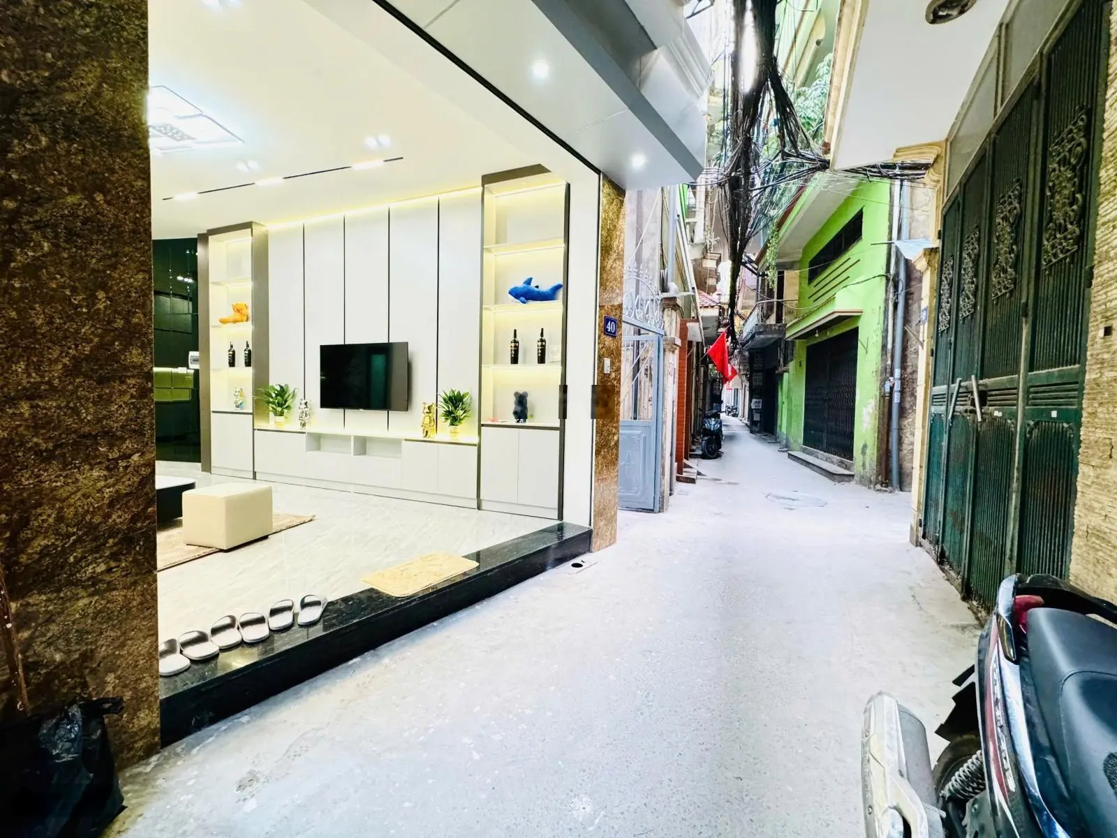 Siêu phẩm Ngọc Khánh, kinh doanh, giá Đầu tư, ở v.i.p siêu đẹp, lô góc, 4 ngủ, 40m2 8.5 tỷ.