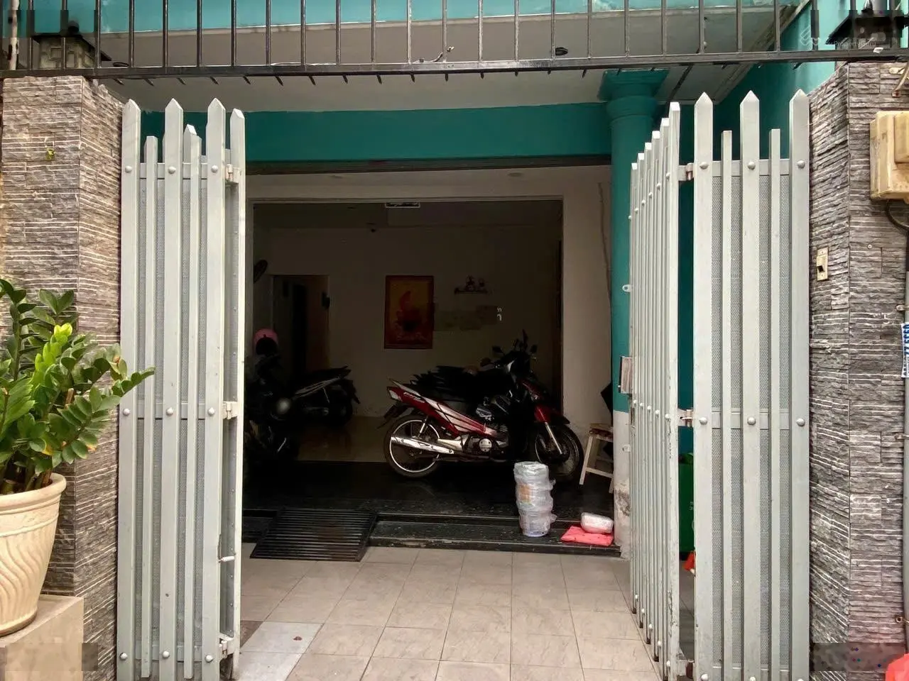 Bán CHDV sát mặt tiền Nguyễn Thái Sơn,DT 168m2, có 9 phòng đang cho thuê, giá 14,4 tỷ TL 0901291144