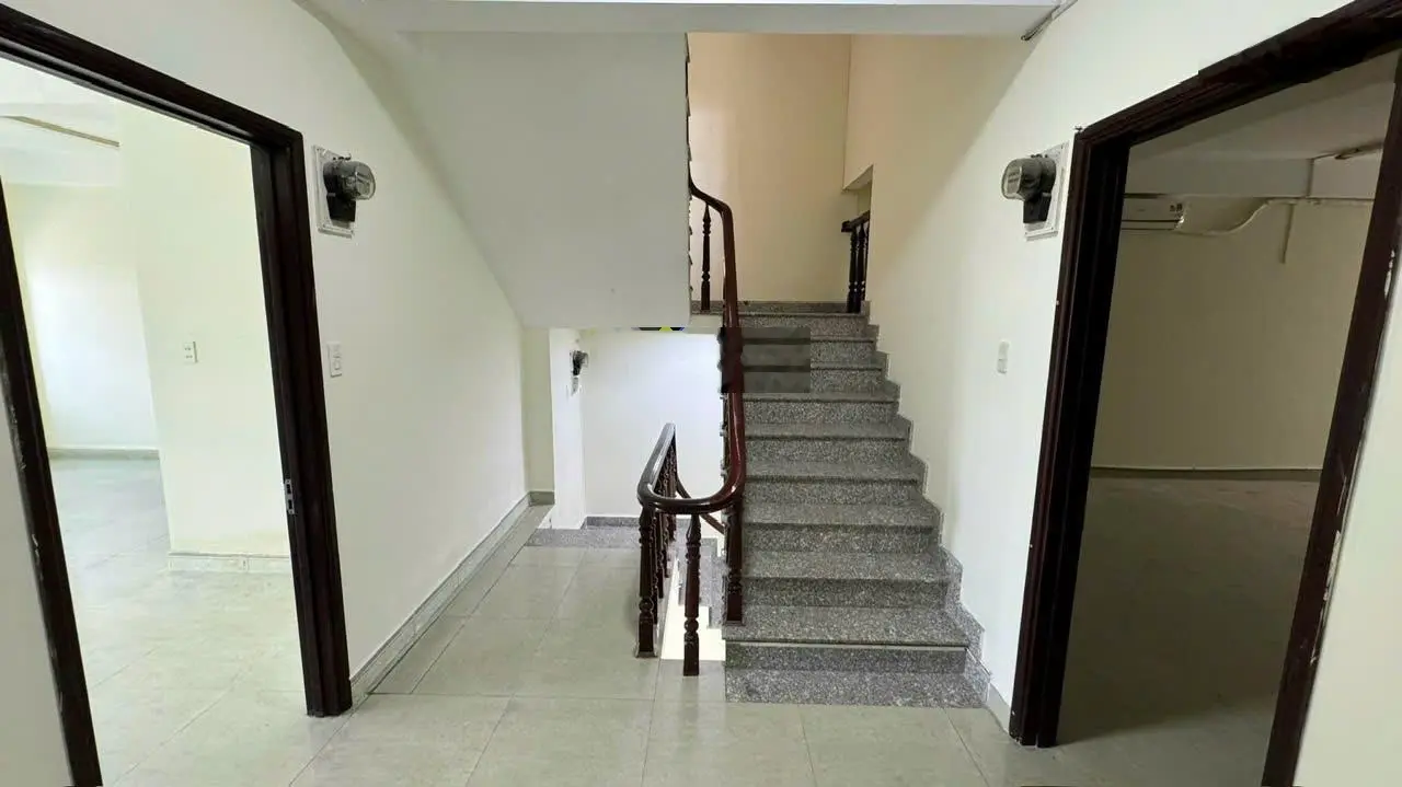 Bán nhà mặt phố giá siêu hời chỉ 24,5 tỷ tại đường Hoàng Quốc Việt, Quận 7 132m2 có sẵn HĐT 55tr/th
