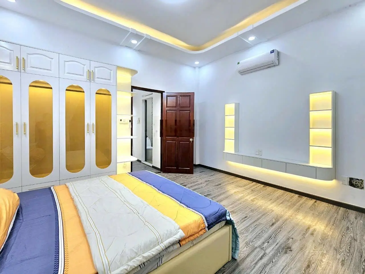 BÁN NHÀ MẶT TIỀN HẺM XE HƠI-ĐƯỜNG ĐÀO TÔNG NGUYÊN-THỊ TRẤN-NHÀ BÈ