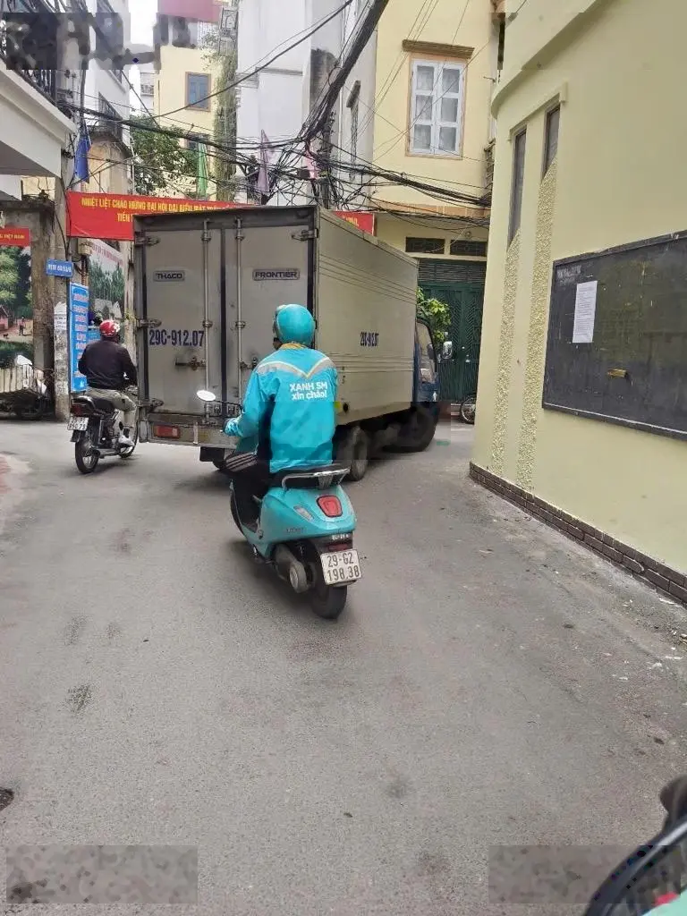 5,45 tỷ - ngõ 68 ngay quận ủy Cầu Giấy - ngõ thoáng - khu vực tiện ích đỉnh - hàng hiếm có