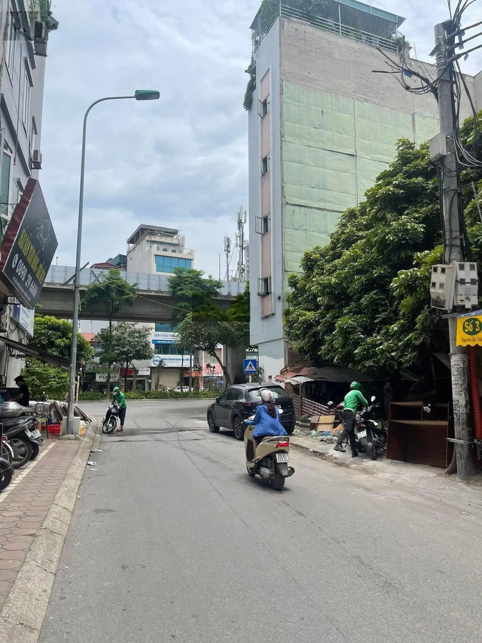 Bán đất phố Chùa Láng - trung tâm Đống Đa - ngõ ô tô thông - khu nhiều trường đại học - kinh doanh