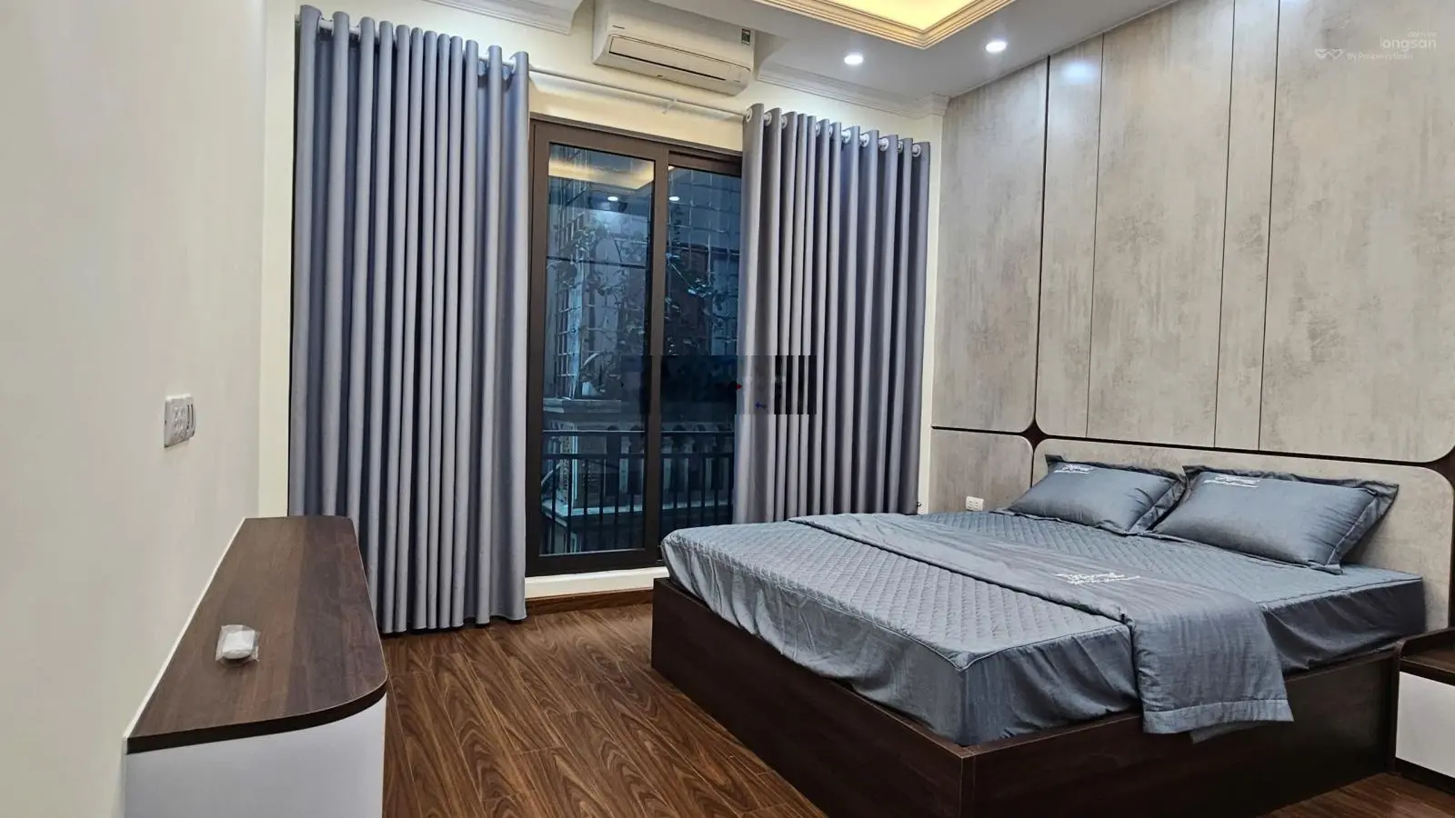 Nhà mới - 7 tầng thanh máy - full nội thất chuẩn 5* - ngõ thông - cách 20m ô tô tránh - dừng đỗ.
