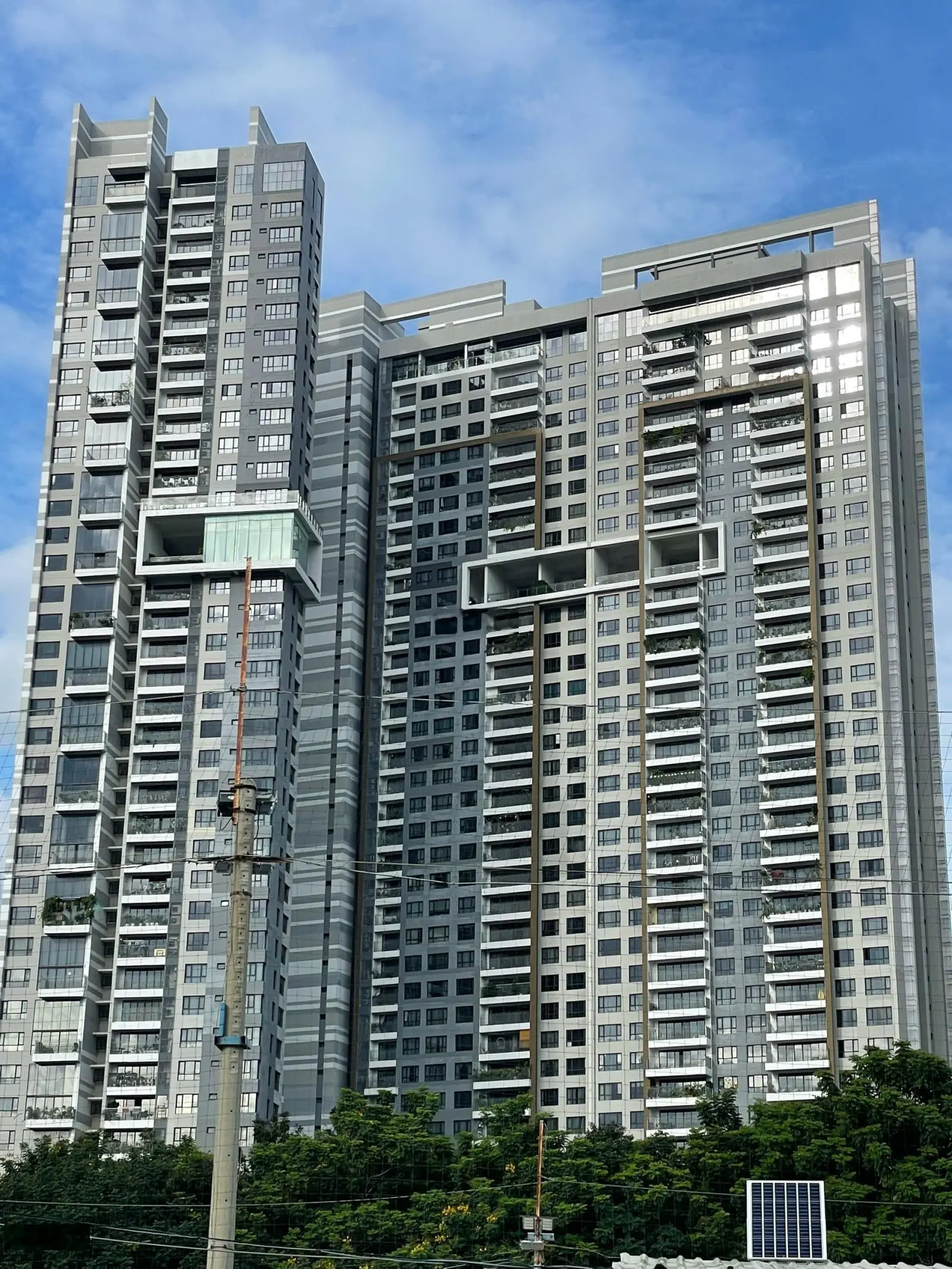 Căn hộ The View 2PN, 2WC diện tích 91m2, full nội thất, vào ở được ngay, lãi suất vay chỉ 5.5%/năm