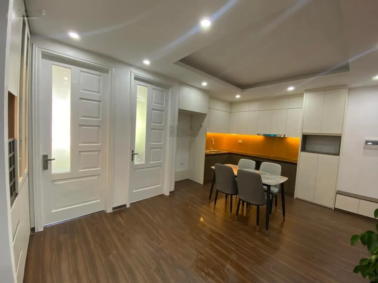 Bán gấp căn hộ 3 PN 100m2 tại 789 Bộ Tổng Tham Mưu - BQP, 5 tỷ VND