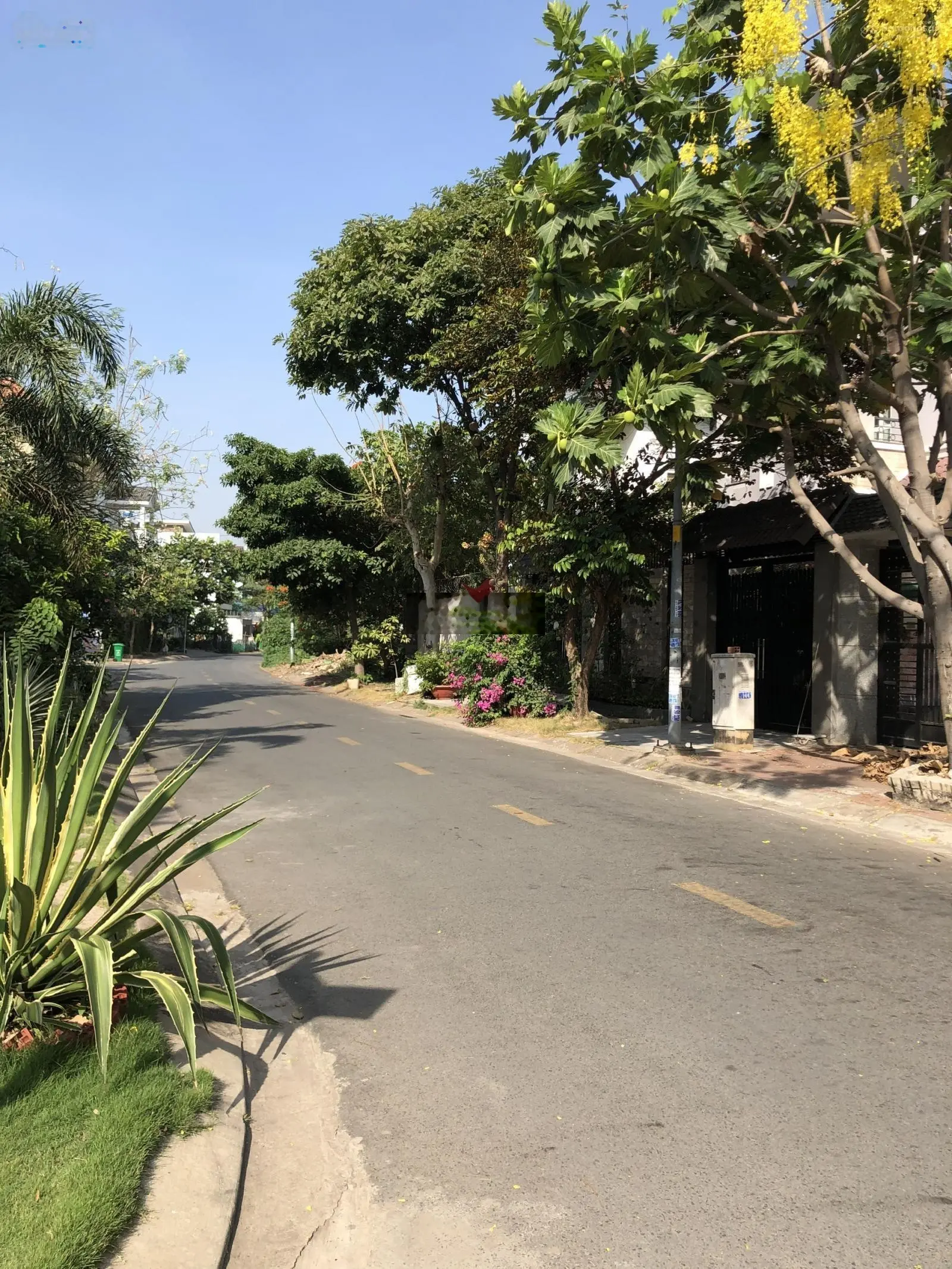 Bán nhà đường nội khu Lương Định Của - giao đường Nguyễn Hoàng - 5x20m trệt 2L thang máy - 18.5 tỷ