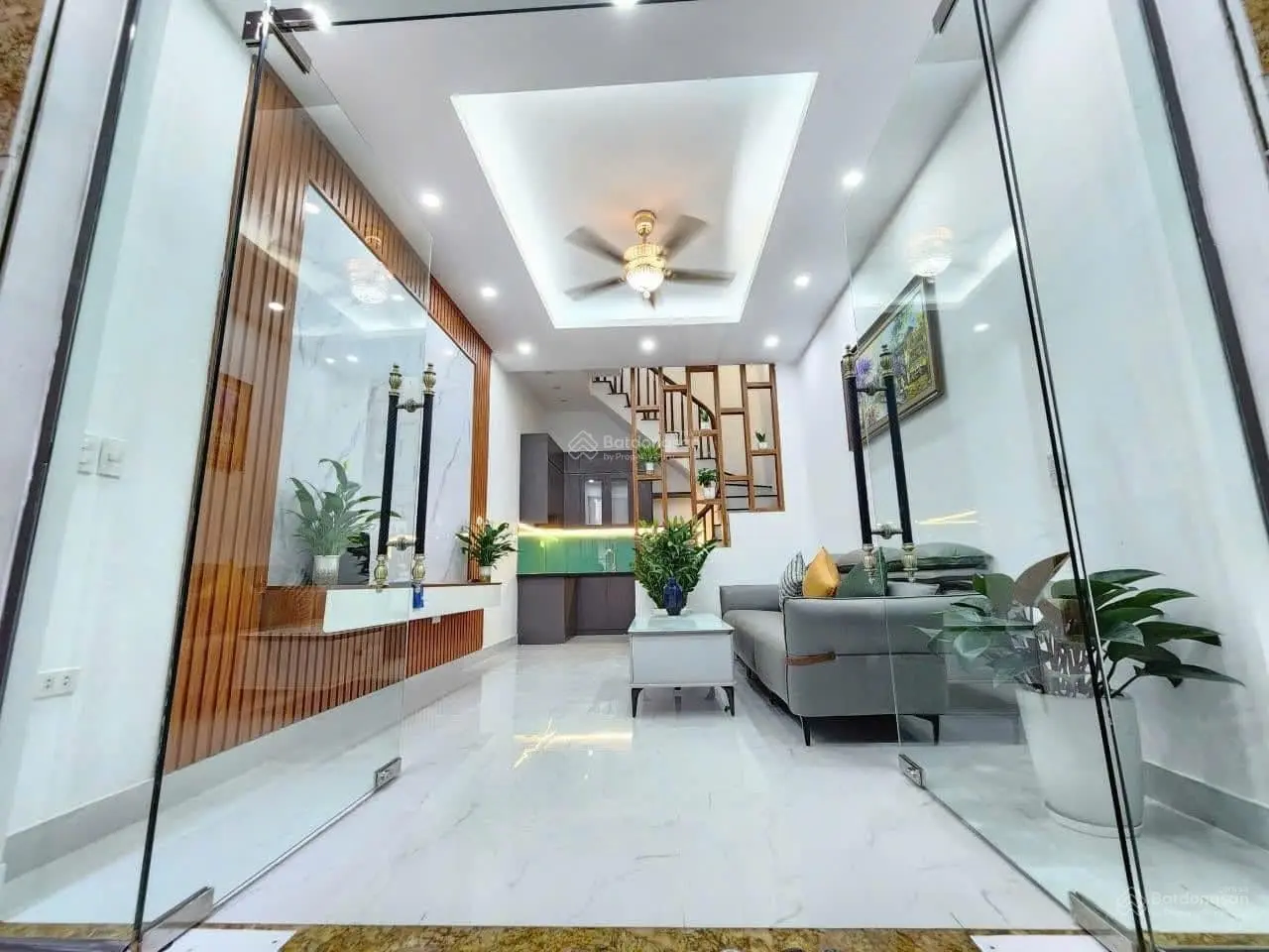 Thanh xuân nhà đẹp long lanh fuul nội thất 37 m -5 tầng chỉ 6.9 tỷ