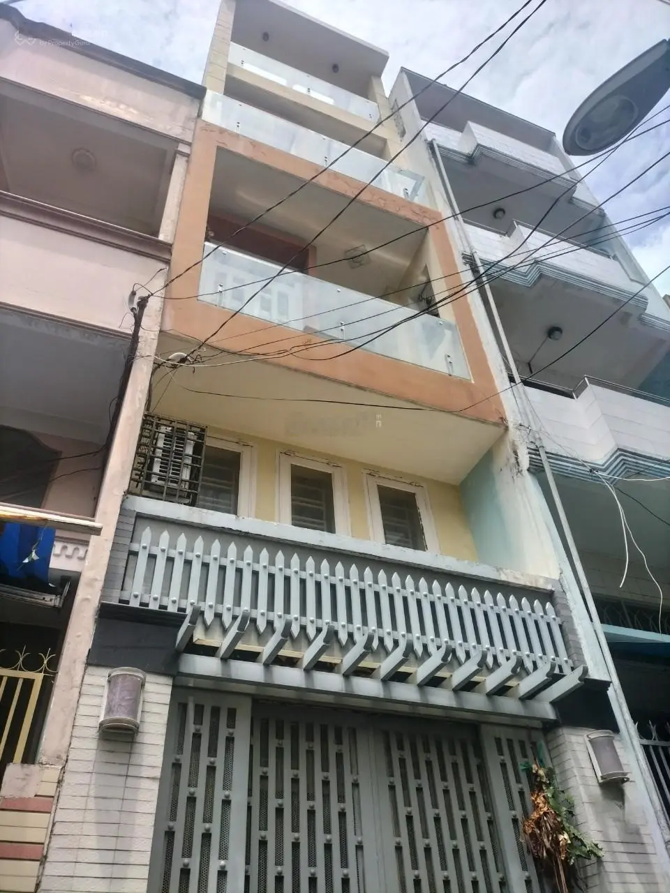 HXH Mai Xuân Thưởng, Phường 6, Quận 6 (36m2, 3,2x11x 5 tầng) 6,1 tỷ TL,Nhà Còn Mới, ngay Hậu Giang