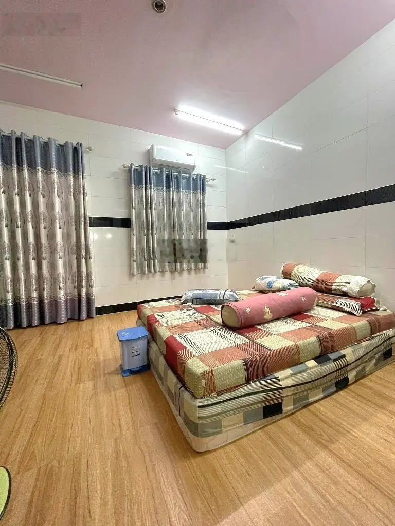 Mặt tiền hẻm 8M - Chỉ 6.X Tỷ - Gần Kinh Dương Vương - 4 tầng - 4 x 12m - đường 8m - BX Miền Tây