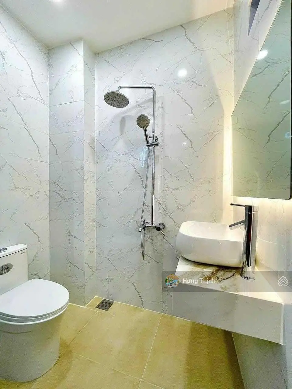 Chủ ngộp mạnh bán gấp căn nhà đường Đinh Đức Thiện, Bình Chánh, 83m2, giá 950tr, ngay chợ, sổ riêng