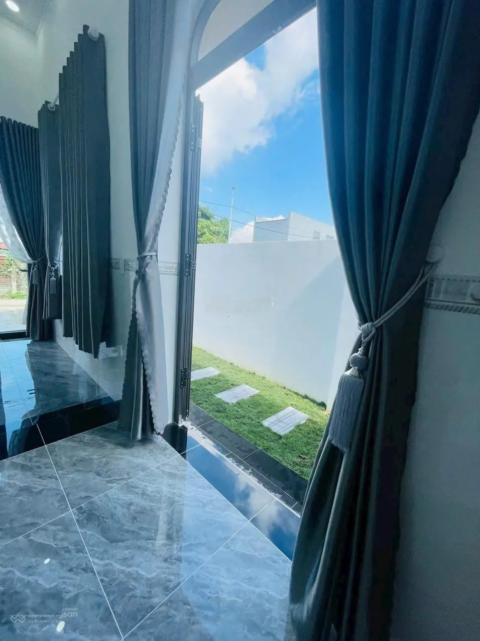Trung tâm thị trấn Long Điền chuẩn trung tâm. Cách nhà hát chỉ 200m. KDC đông đúc 2.349 tỷ TL