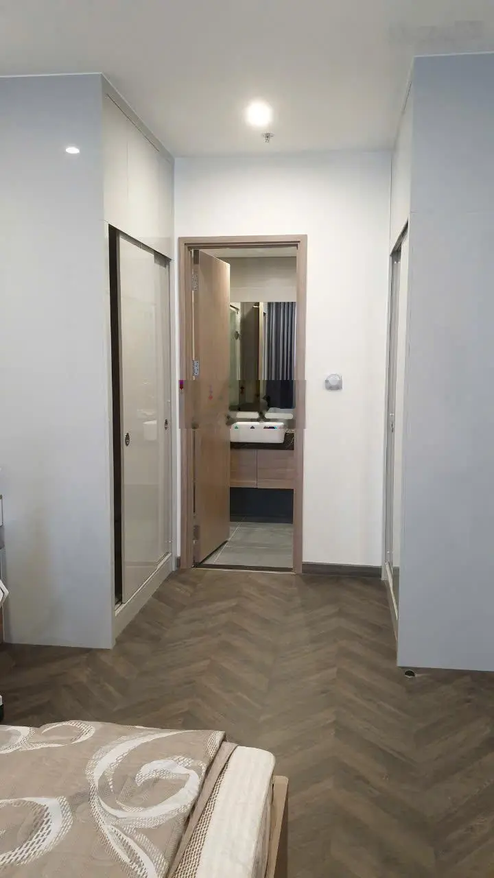 Chính chủ cần bán 2 căn chung cư Vinhomes Sky Park 52m2, có logia, FULL nội thất, FULL tiện ích