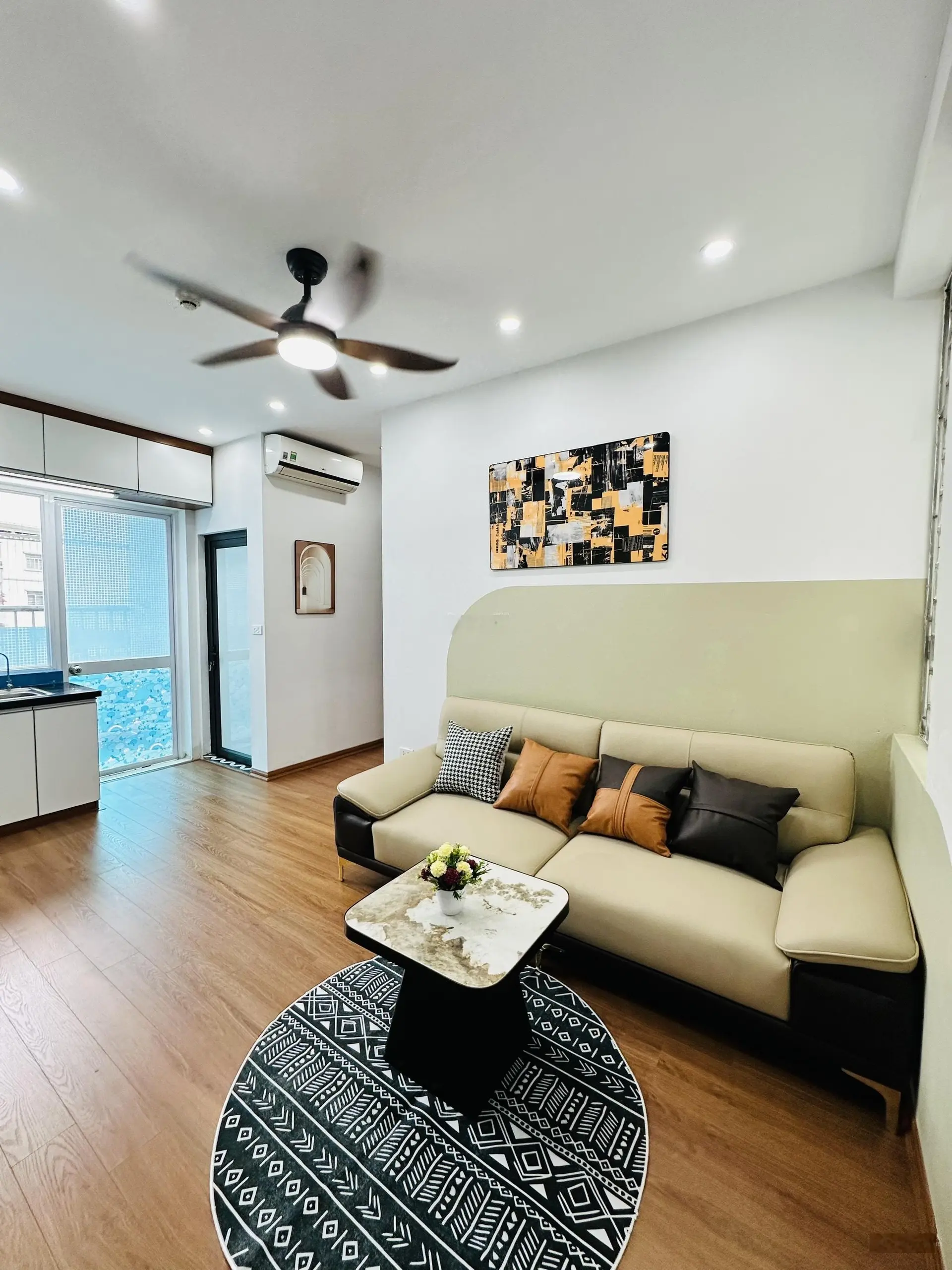 Bán căn hộ Hud CT2TP Tây Nam Linh Đàm .Thiết kế 2PN, 1WC.Diện tích 46m 2pn 1vs.Căn góc siêu thoáng.