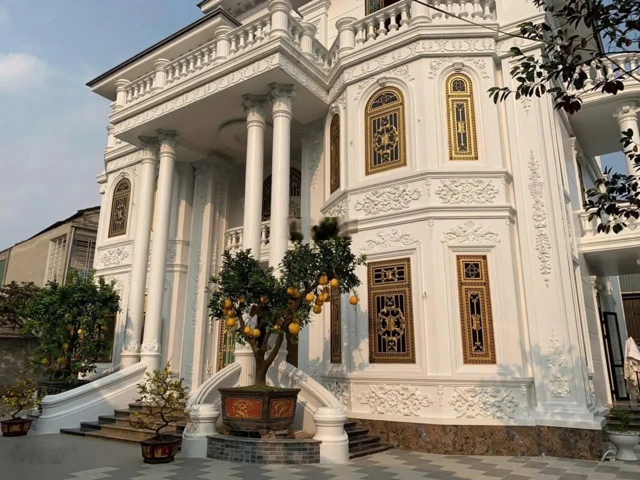 Bán biệt thự 1250m2, 6PN, 6WC tại Nguyễn Du, Hà Tĩnh, giá ưu đãi chỉ với 35 tỷ VND