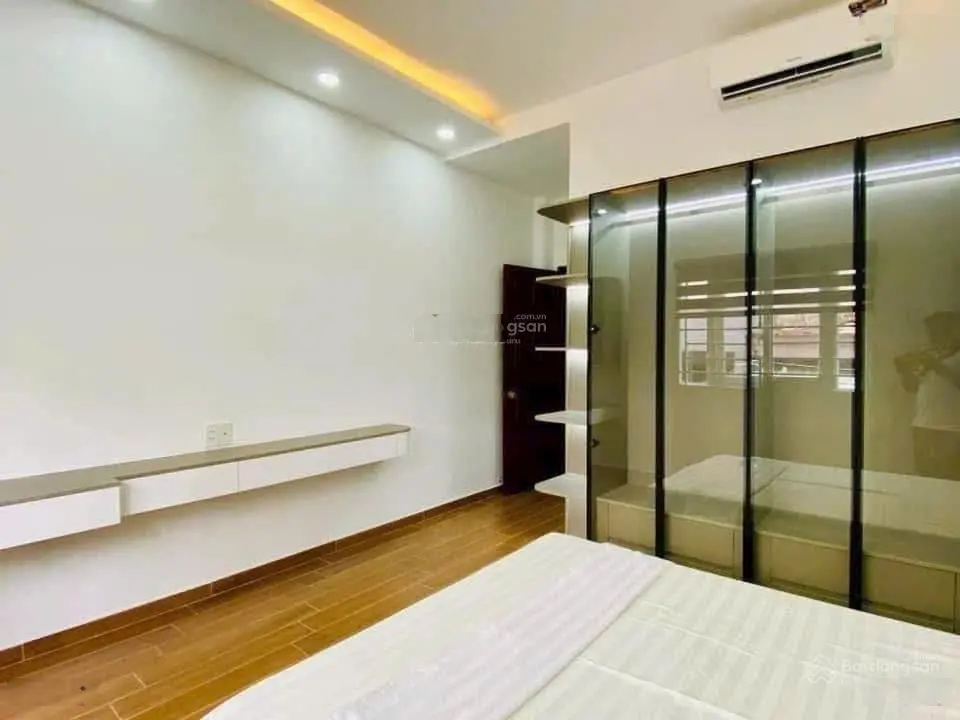 Cần bán nhà đang KD 23 tr/th Cao Thắng, Phường 3, Quận 3 - Giá:4tỷ920/70m2. 3 Tầng có sân thượng