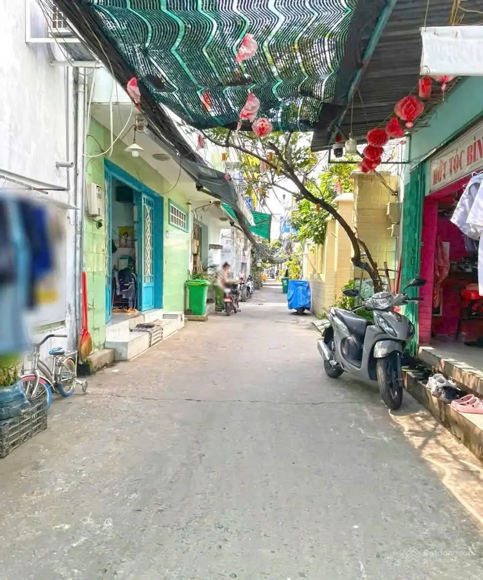 Bán Nhà Hẻm 4m đường, Huỳnh Tấn Phát, Quận 7 dt 5,3m x 15m Nhà 1 lầu 4pn sổ hoàn công đầy đủ.