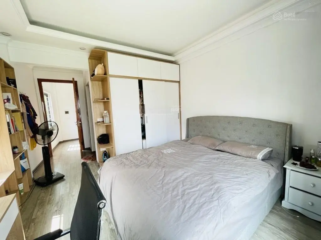 Nhà đẹp khu trung tâm Cổ Linh, mặt ngõ xe tải, xe 7 chỗ thông, ô tô vào nhà - 60m2 - 6,7 tỷ