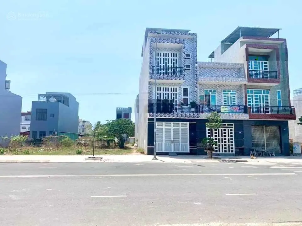 Lô đất hàng hiếm mặt tiền Đinh Bộ Lĩnh cách chợ Long Thành 200m, 198.5m2, giá 2 tỷ 1, SHR!