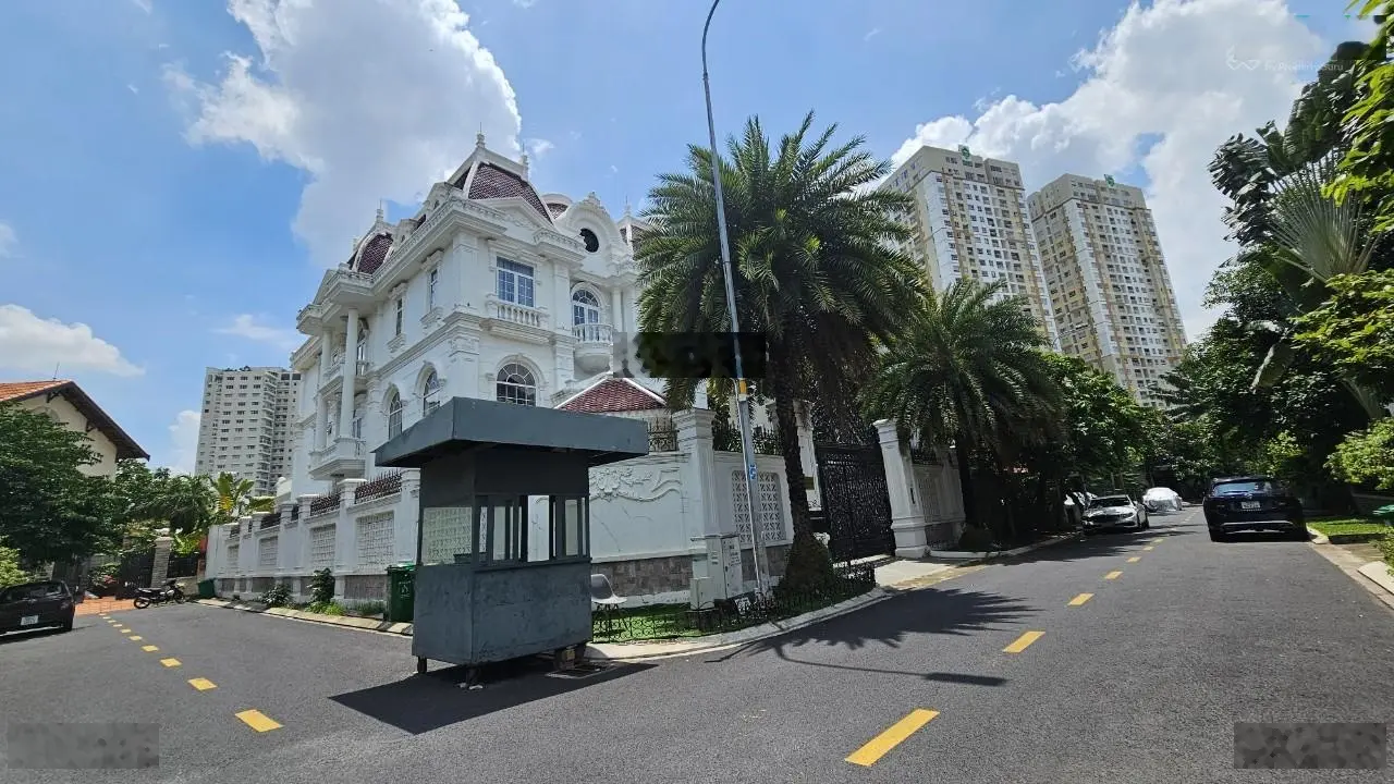 Chính chủ bán biệt thự 146E6 Nguyễn Văn Hưởng - HĐT 13.000USD/TH 0909 924 ***