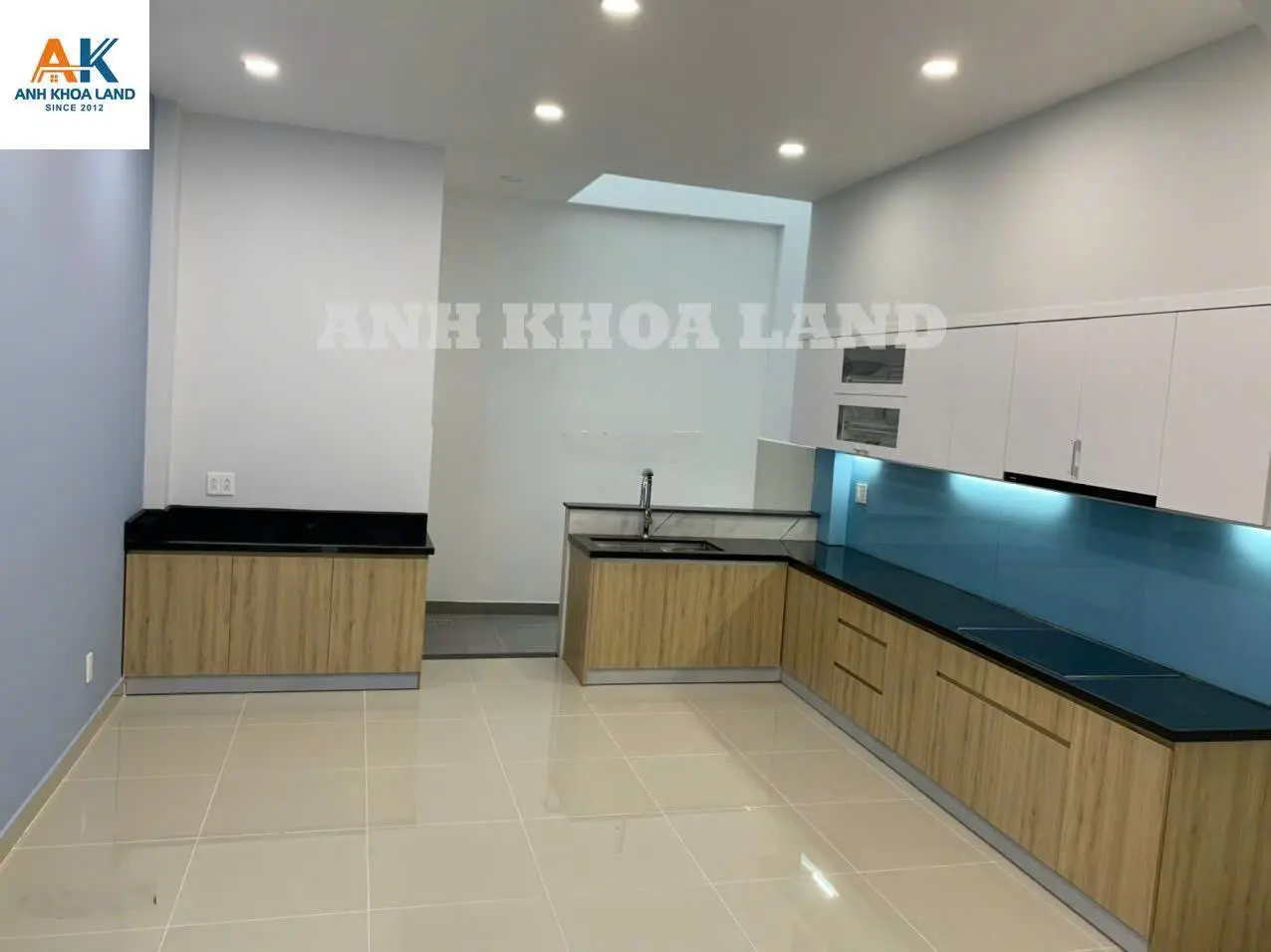 Bán gấp nhà 3 tầng hẻm xe hơi - đường số 7 - TP. Thủ Đức - hệ thống năng lượng mặt trời 5.3kw
