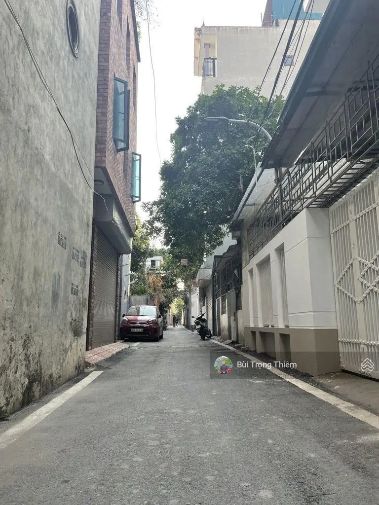 Bán nhà siêu đẹp 6 tầng thang máy, Gara Ô tô vào nhà đối diện TTTM Aeon Long Biên