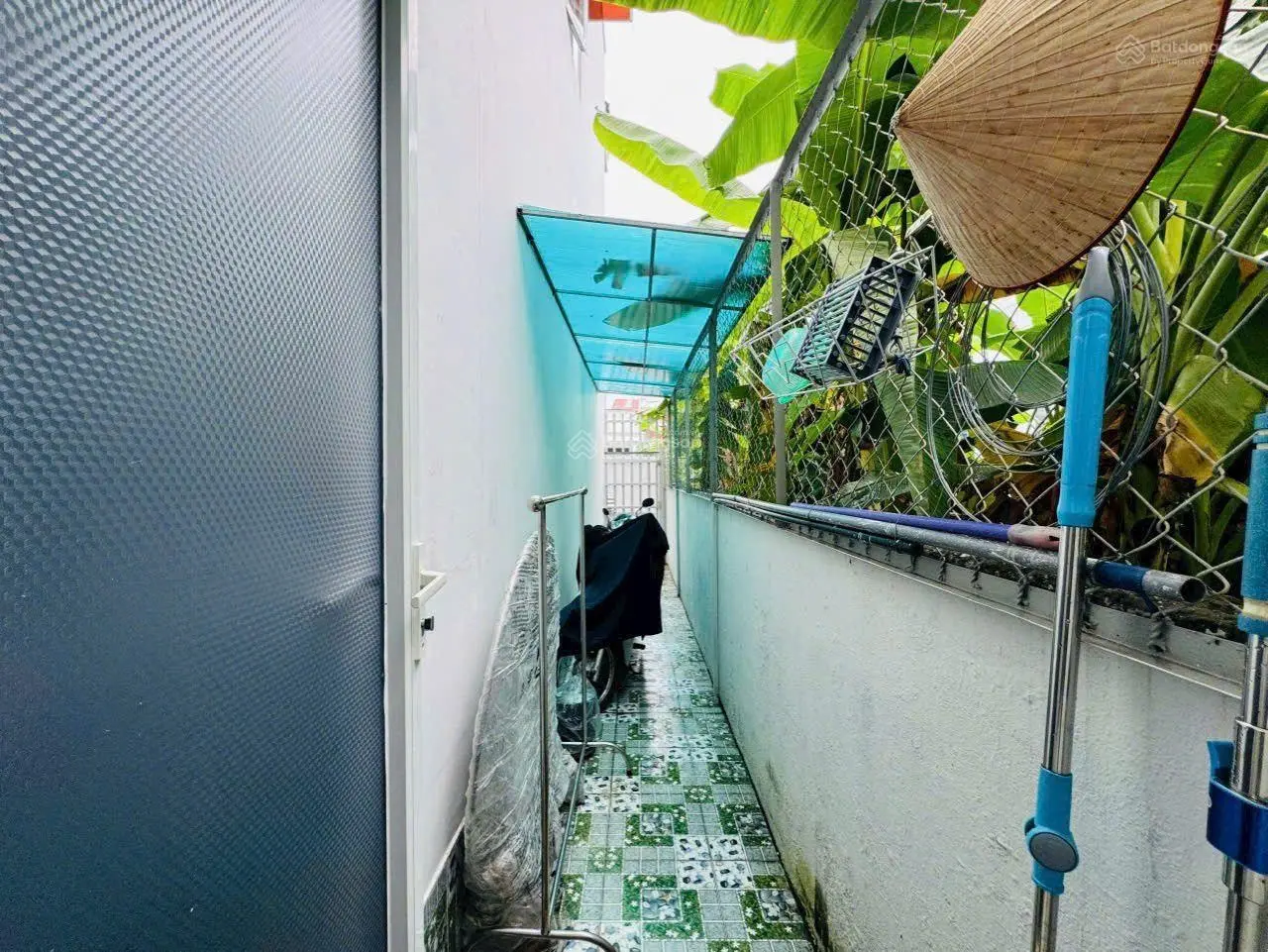 Nhà đẹp 5,5x15m giá hời ngay trung tâm Nhà Bè - Chính chủ cần bán gấp