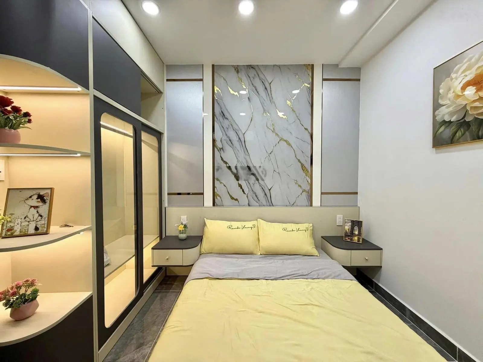 Bán gấp nhà Đặng Văn Ngữ, p14, Phú Nhuận. Dt 53 m2 . Giá 2,3 tỷ