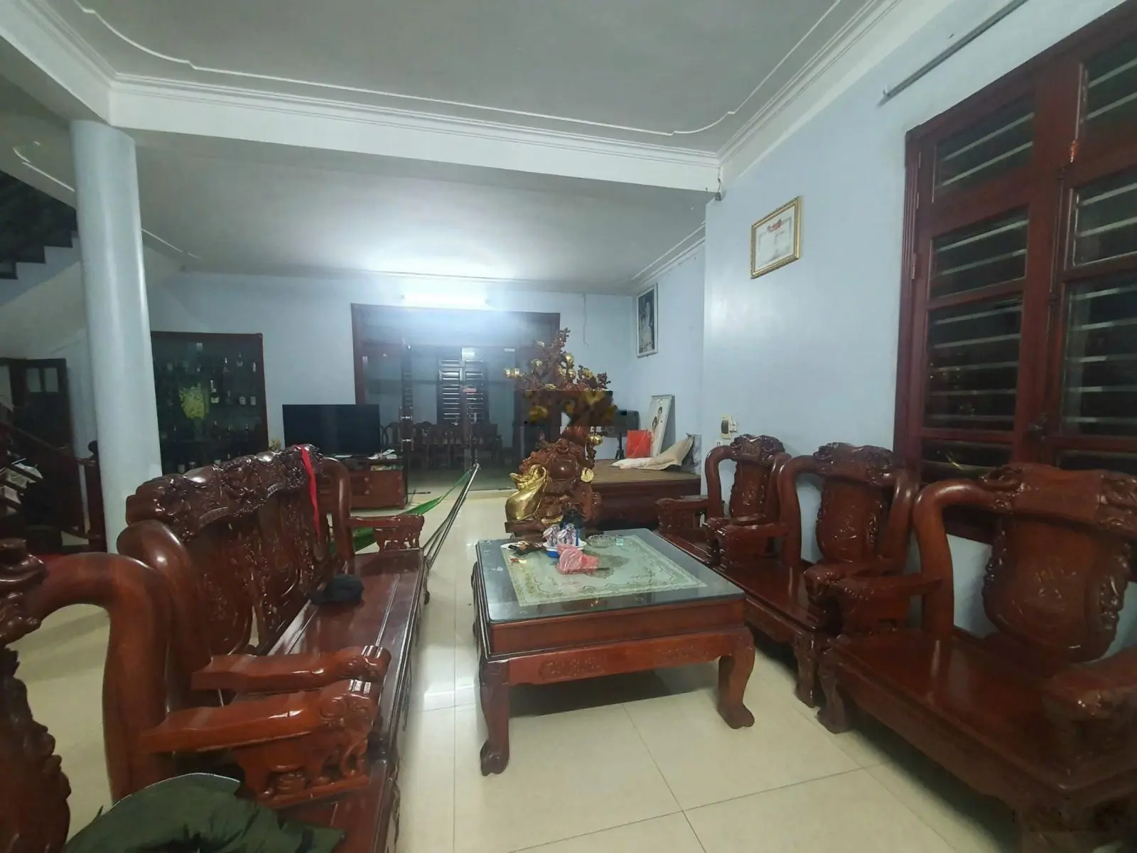 Em cần bán 1 số căn biệt thự vip khu việt trang làn 2 Lê Thái Tổ. Hiện chỉ còn 02 căn duy nhất