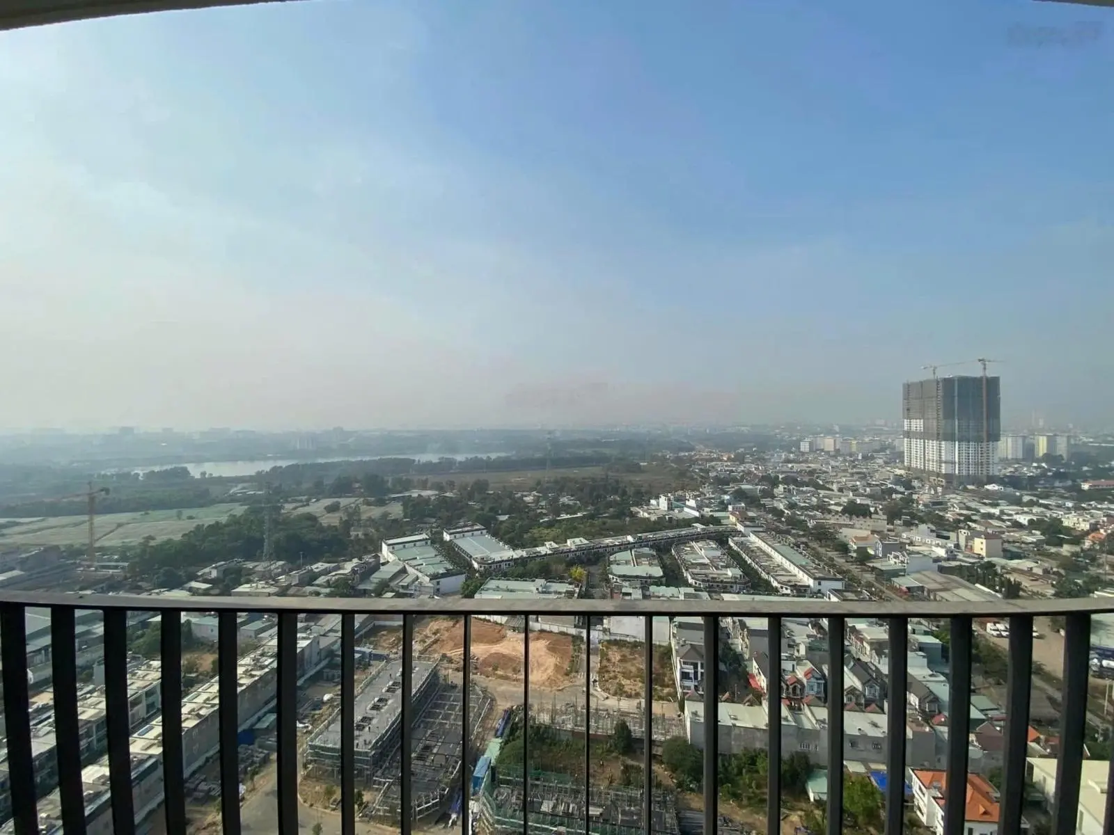 Chính Chủ Ngộp Ngân Hàng Cần Bán Lỗ Gấp 2PN-2WC Bcons Plaza, Giá 1,650 tỷ. Bán Nhanh Trong Tuần