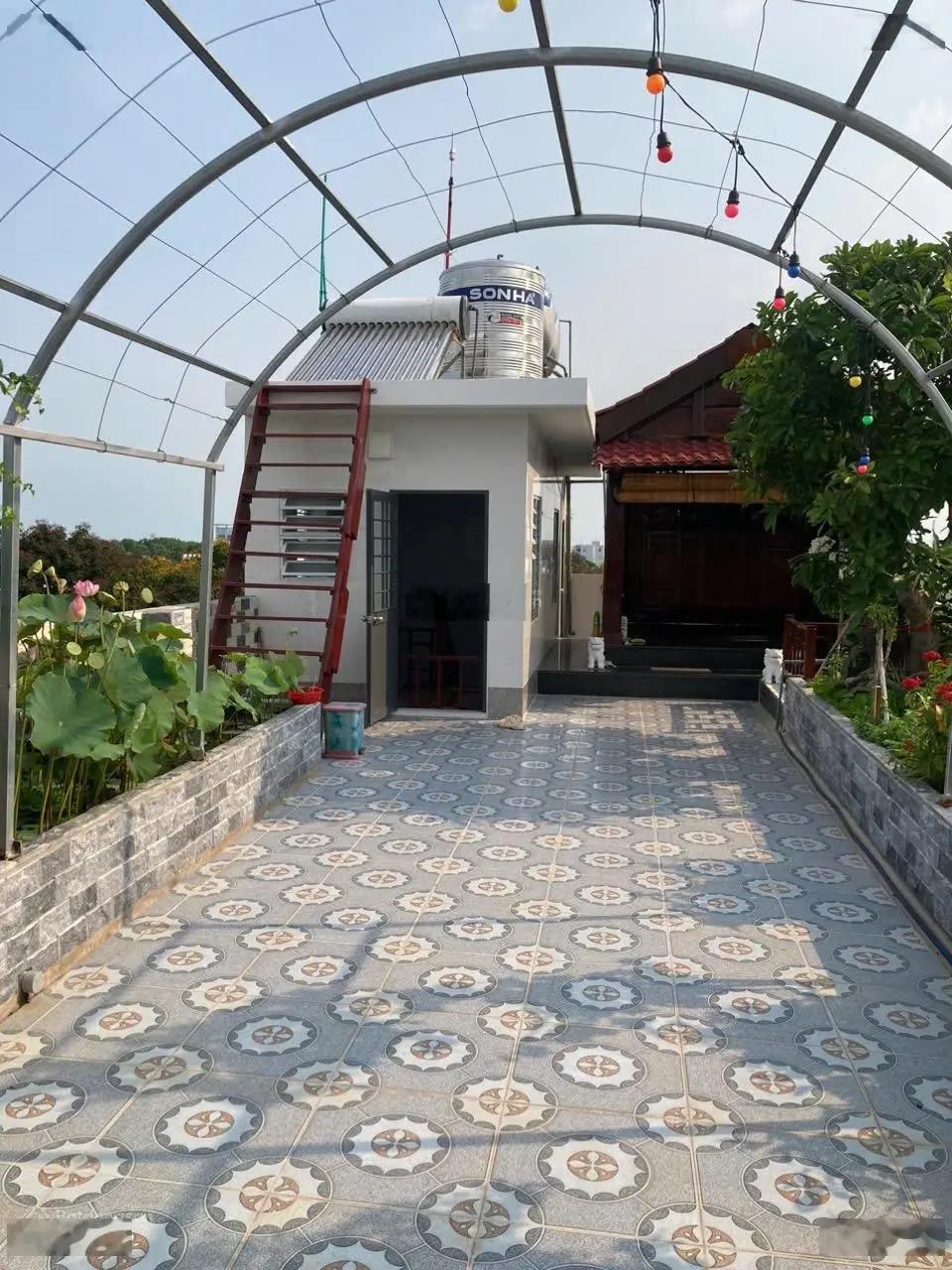Bán nhà 1 trệt 2 lầu đường đặng nguyên cẩn, p. long toàn, tp. bà rịa. giá 6.6 tỷ.