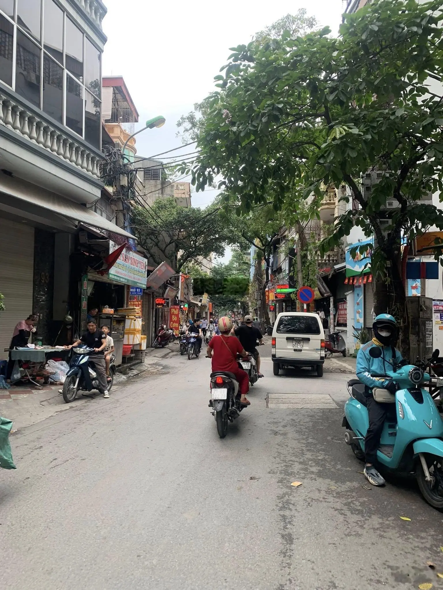 Cực hiếm nhà phố Bùi Xương Trạch. ngõ nông, thông thoáng, 46m2 5 tầng 3 ngủ, nhỉnh 7 tỷ về ở ngay.