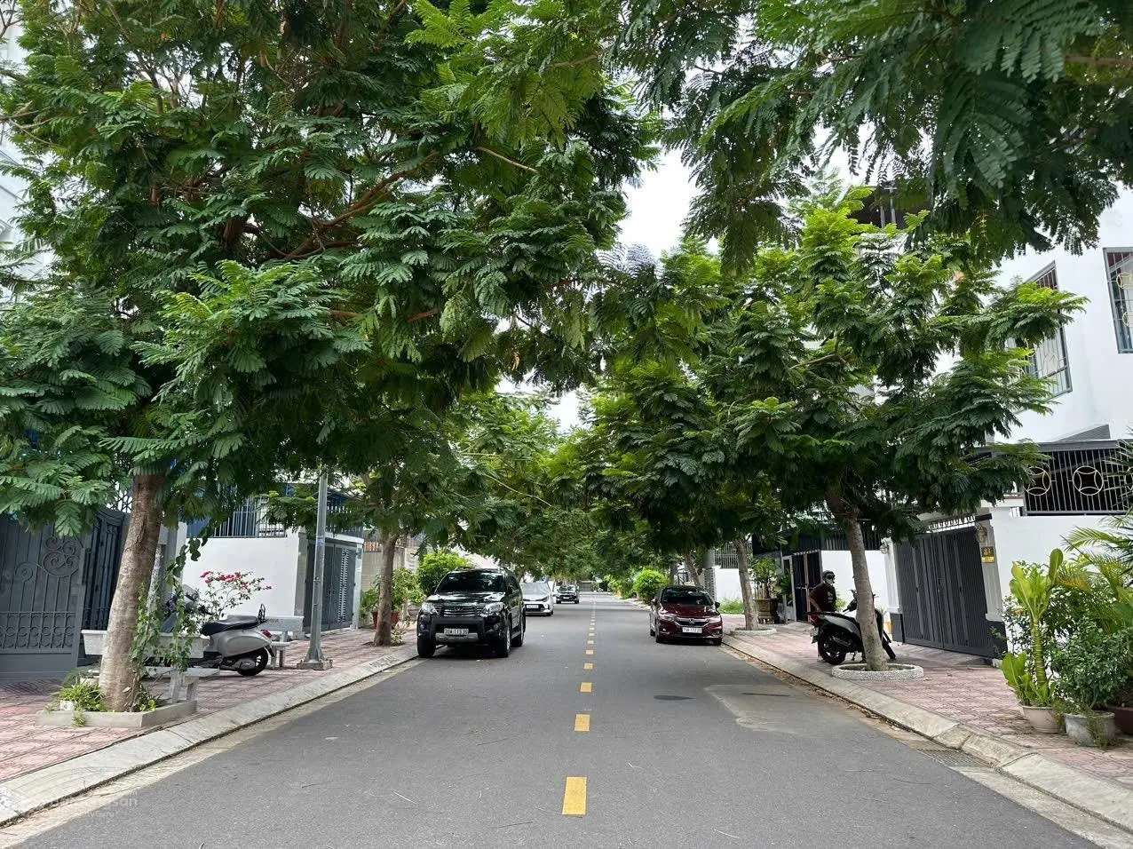 Lô 90m2 Hà Quang 2 gần công viên bán nhanh 4.2 tỷ bao cọc