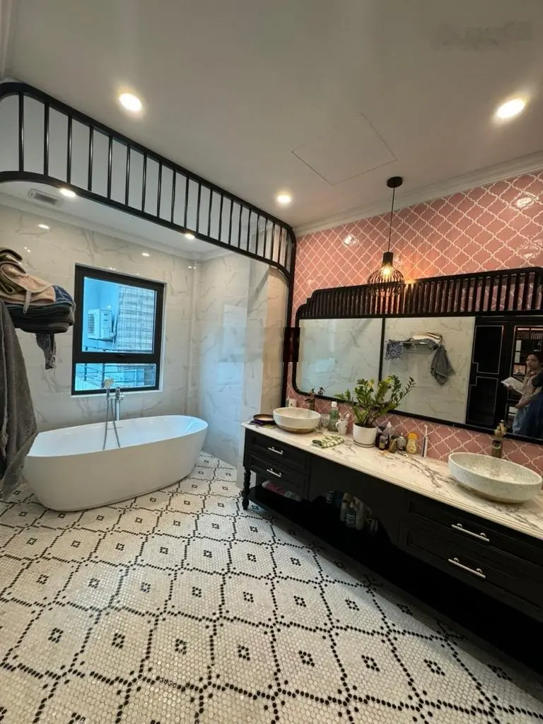 Liền kề Nguyễn Sơn, Long Biên, khu vip phân lô hàng không, kinh doanh, văn phòng, giá trị tăng cao