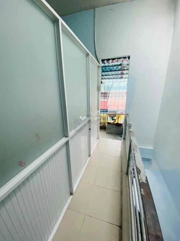 Bán nhà VTKD 8M ngay Nguyễn Sơn 4 x 13- 2 tầng hơn 5 tỷ tl
