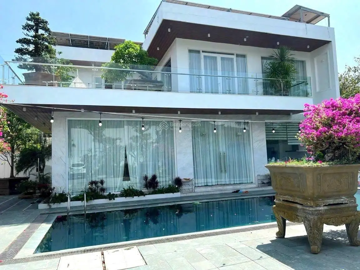 Biệt thự nghỉ dưỡng có hồ bơi ở xã phước đồng
