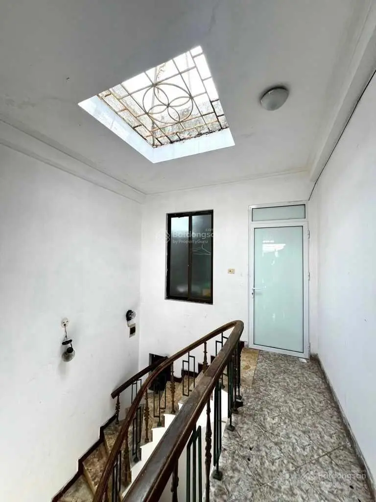 Bán nhà mặt phố Kim Giang, Hoàng Mai, DT 71m2, 5T, MT 3,8m, giá 22,3 tỷ, 0948 552 ***