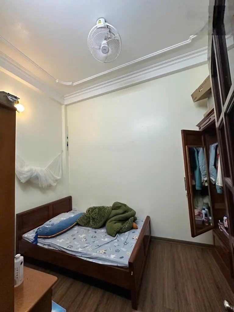 Bán nhà riêng 4PN, 2WC tại Nguyễn Khánh Toàn, Cầu Giấy, 7,6 tỷ, 32m2