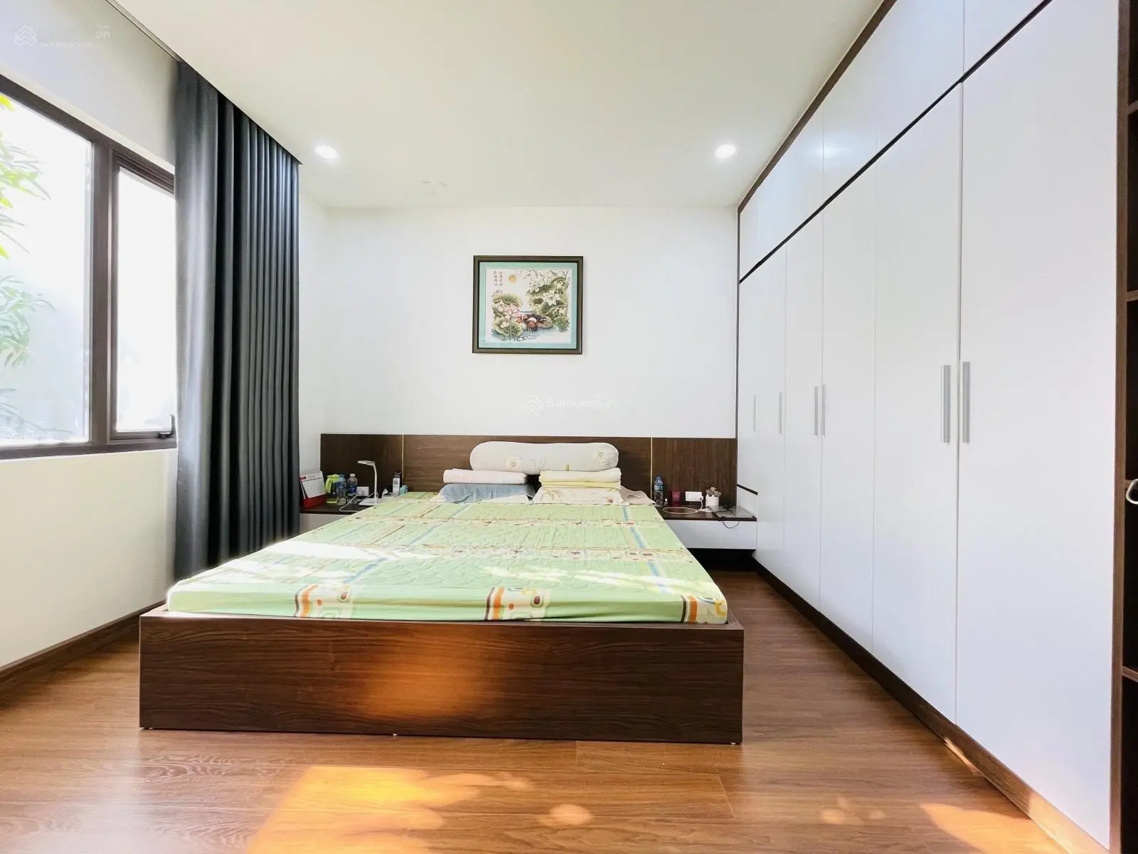 Mặt phố Nguyễn Ngọc Nại 110m x 4T vỉa hè rộng, vị trí kinh doanh sầm uất, giá tốt nhất khu vực.
