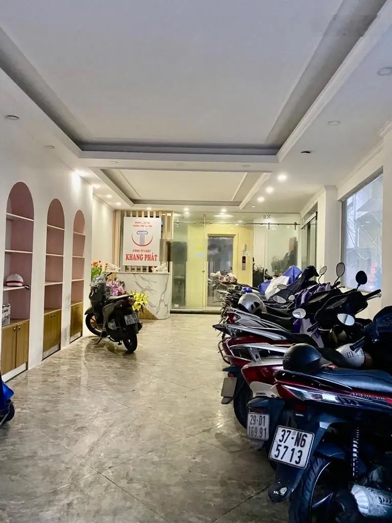 Bán nhà 72m2, gara 4 oto , vỉa hè 5m 18 tỷ, 8 tầng, thuê 100tr, Trần Thái Tông, Duy Tân Cầu Giấy